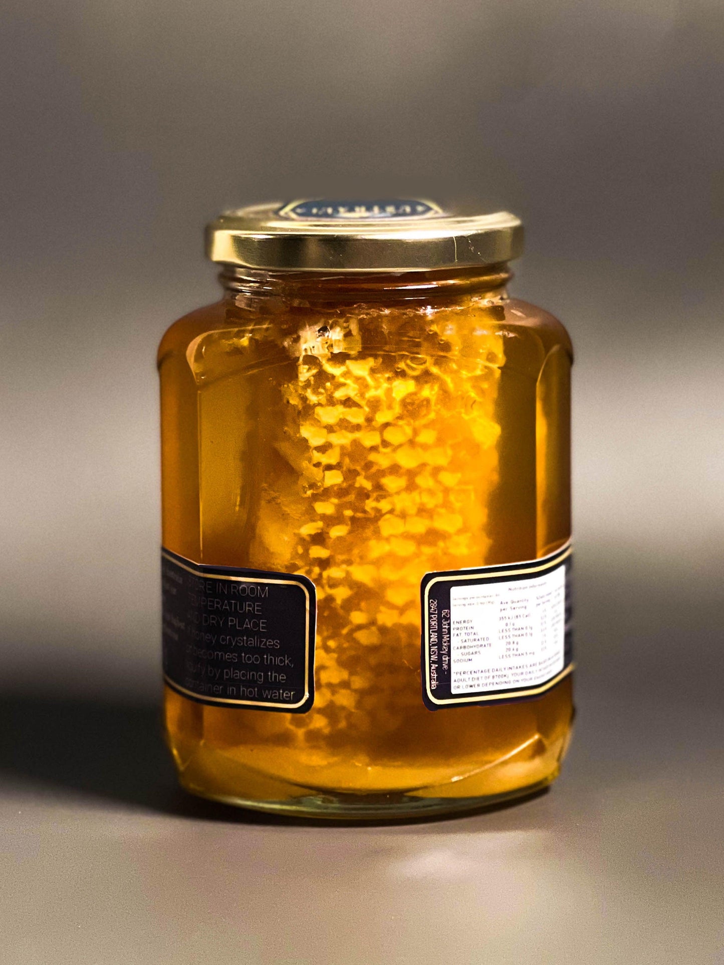 Honey With Comb - Amber Gold Honey